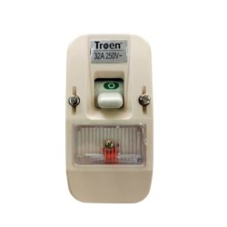 Interruptor de pared con fusible